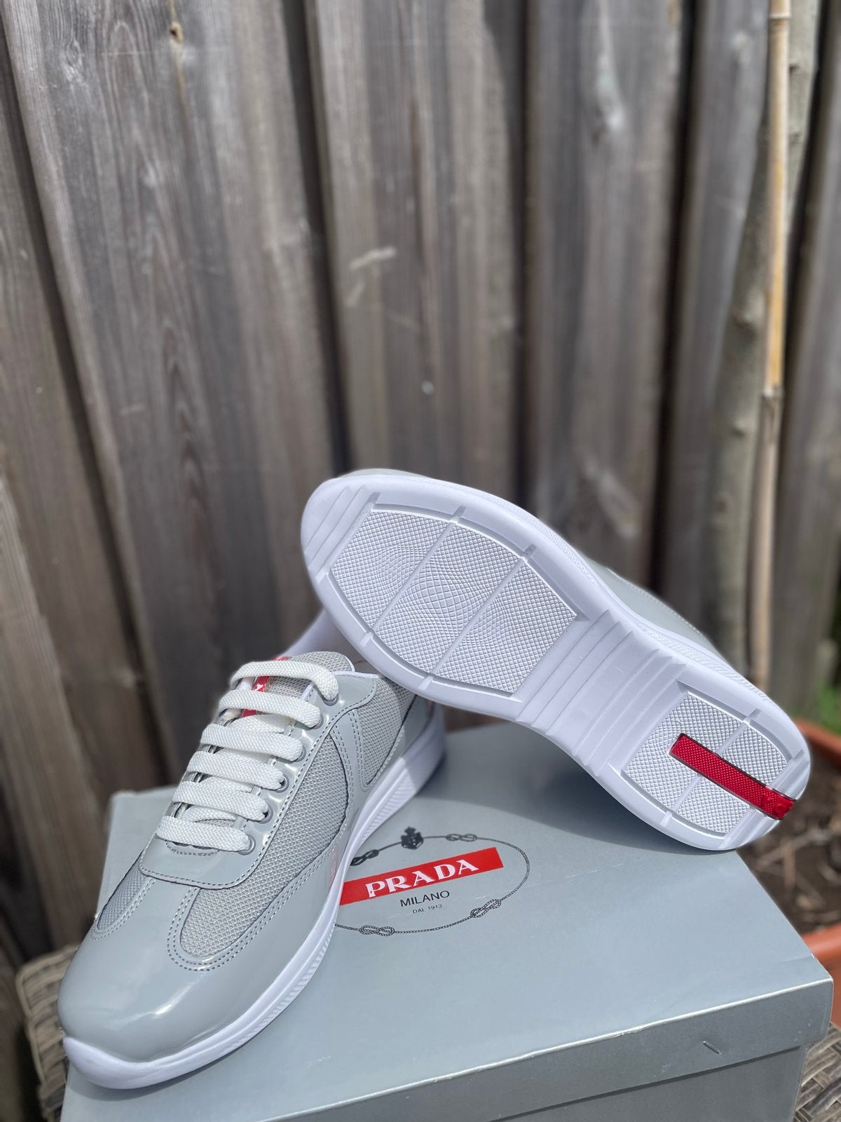 Nieuwe Prada Cups Sneakers Maat 41 Grijs Wit met doos, Kleding | Heren, Schoenen, Ophalen, Nieuw, Wit, Sneakers of Gympen