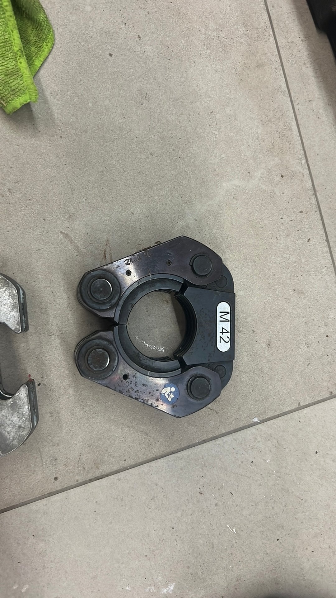 Persbek geberit xpress  42 mm, Ophalen of Verzenden, Zo goed als nieuw