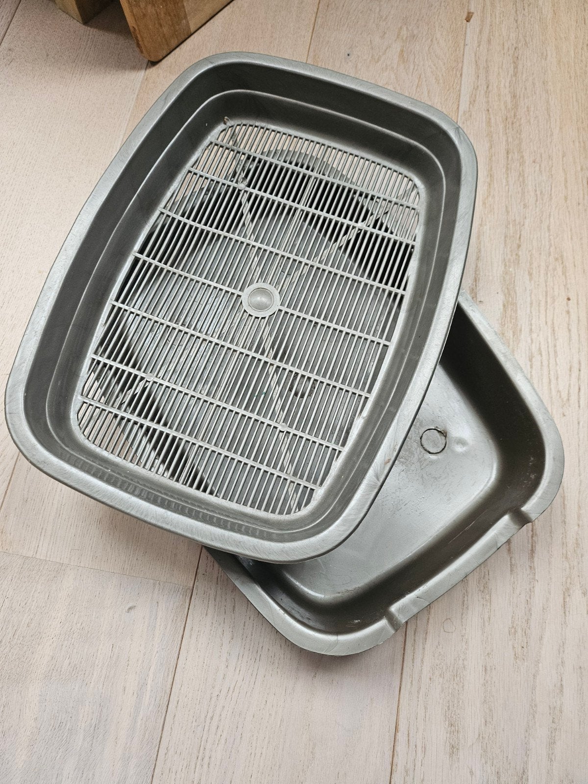 kleine wc bakje met zeef., Ophalen