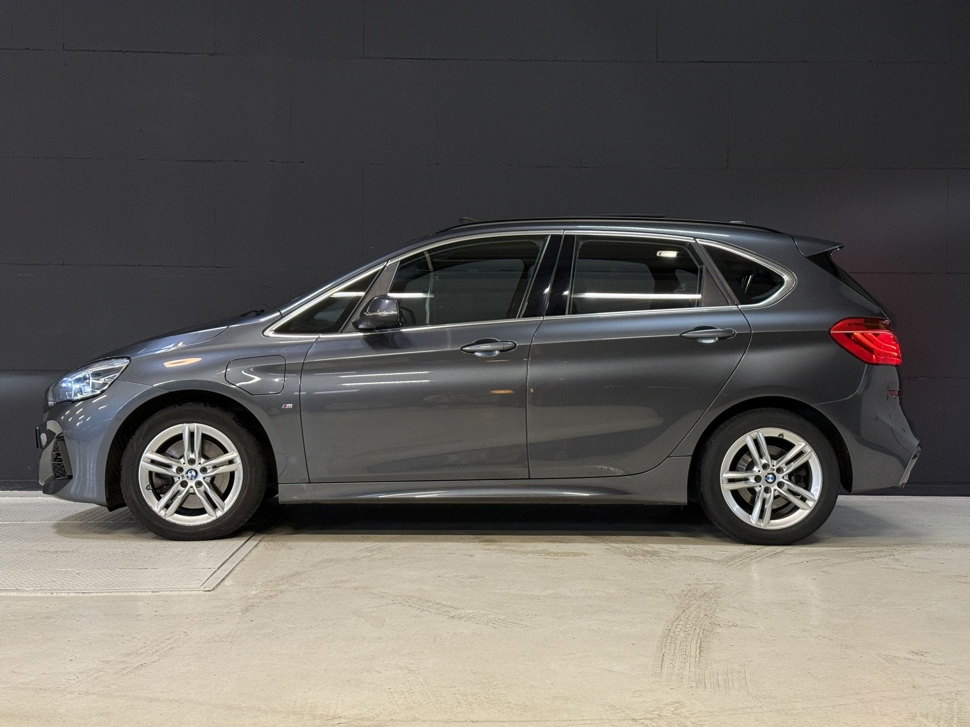 BMW 2 Serie Active Tourer 225xe iPerformance Executive | M-S, Automaat, 8 kWh, Gebruikt, 1650 kg