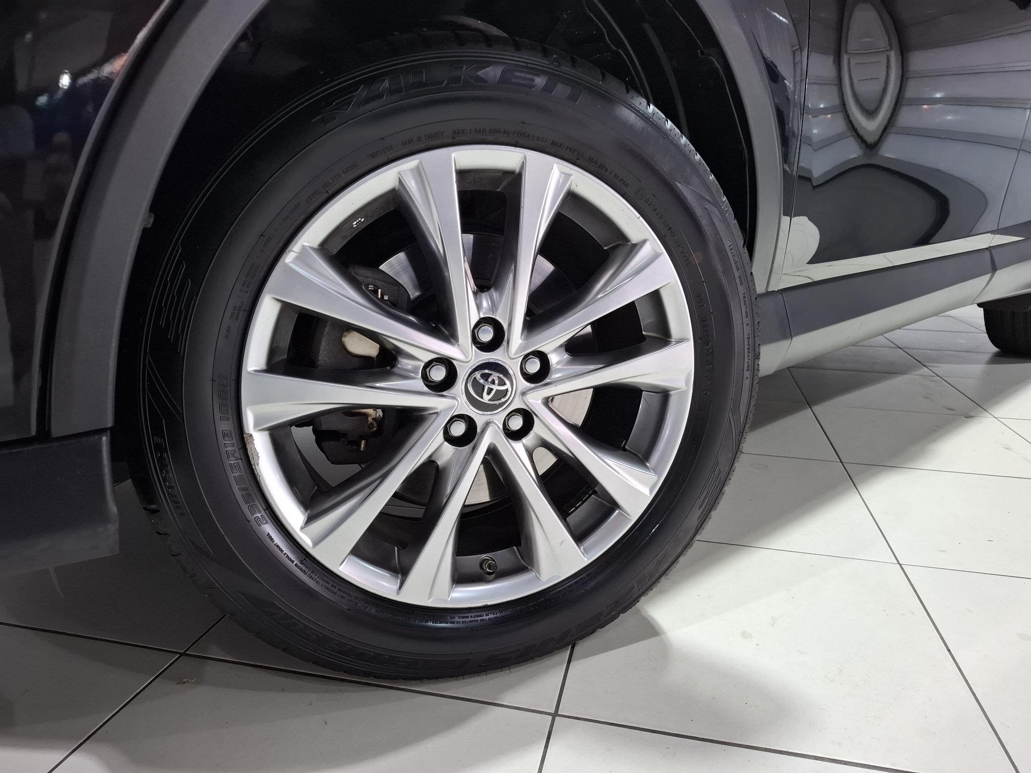 Toyota RAV4 2.5 Hybrid Executive Lederen bekleding , Navigat, Auto's, Gebruikt, Euro 6, Zwart, Leder