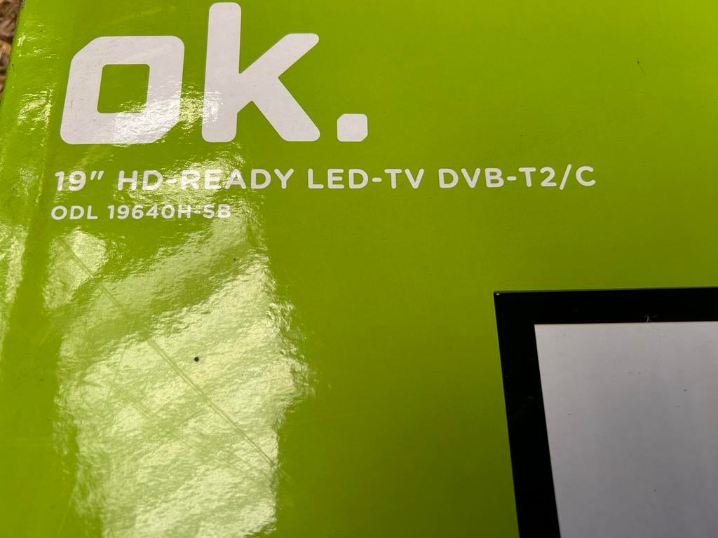 Nieuw in doos: 19 inch HD-Ready LED-TV, LED, 50 Hz, HD Ready (720p), Nieuw