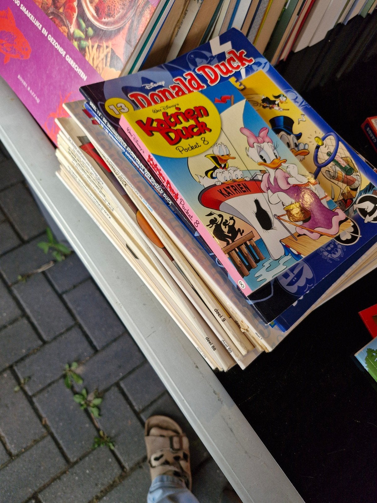 Donald Duck en Katrien Duck Pocket Strips, Boeken, Ophalen of Verzenden, Gelezen