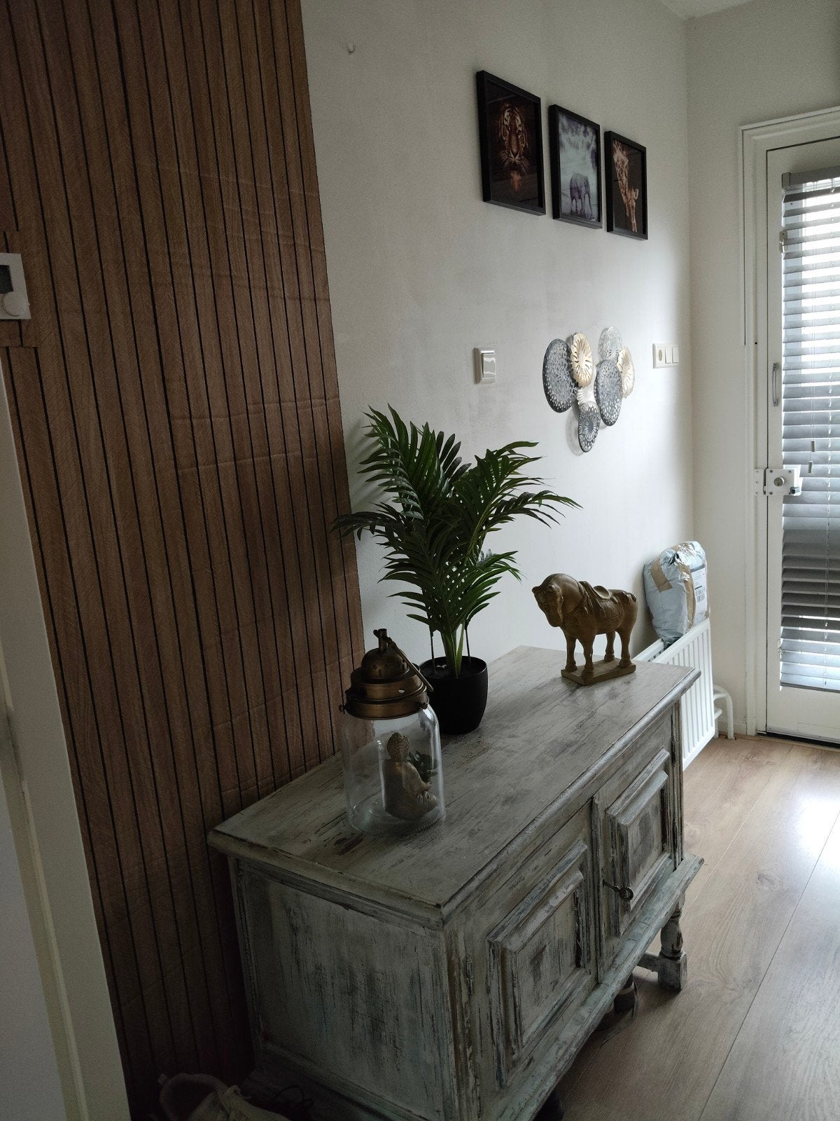 Robuuste old shabby lage dressoir/ halkast, Ophalen