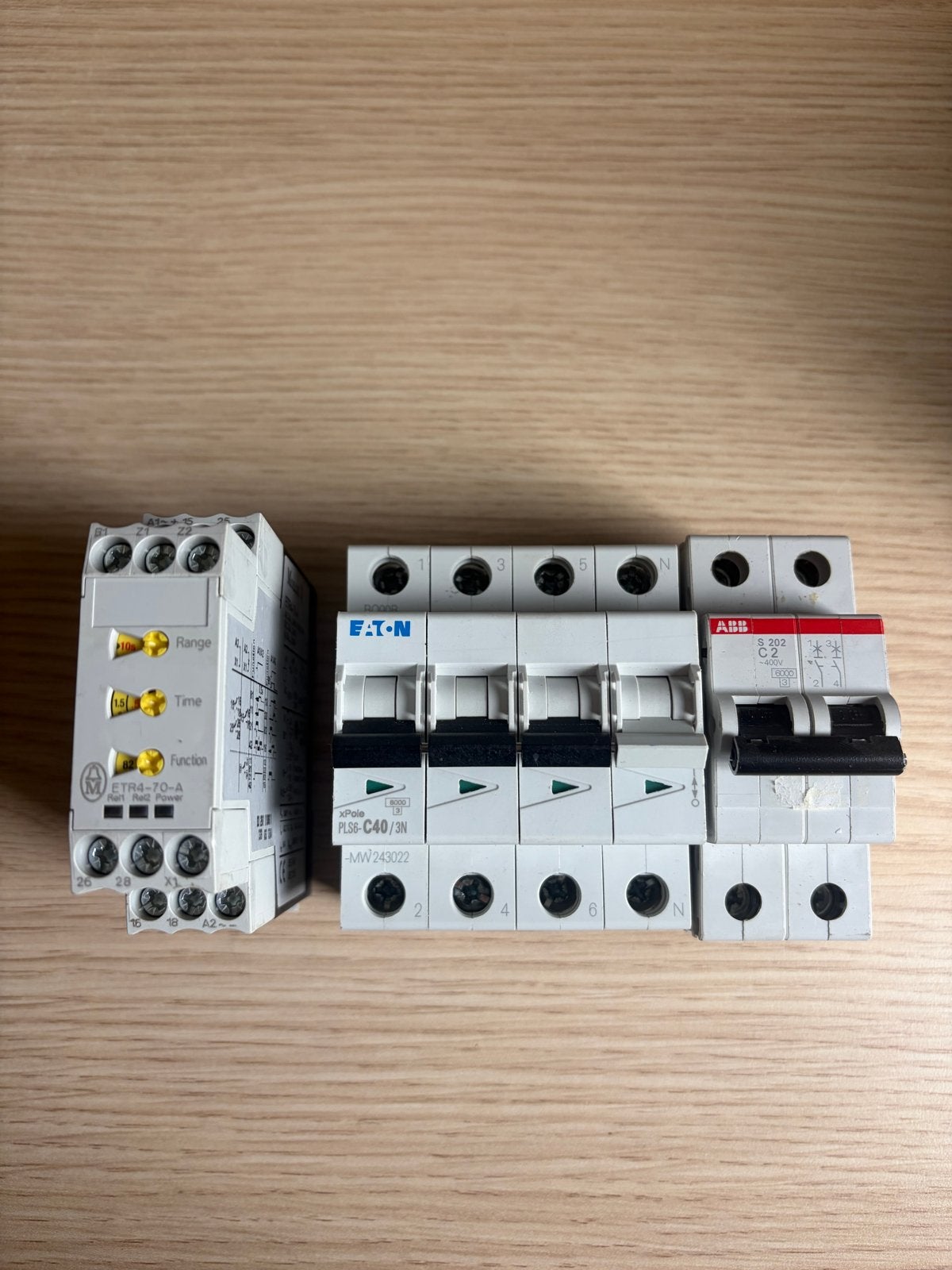 Diverse elektrische componenten: Eaton, Moeller, Phoenix, Ophalen of Verzenden