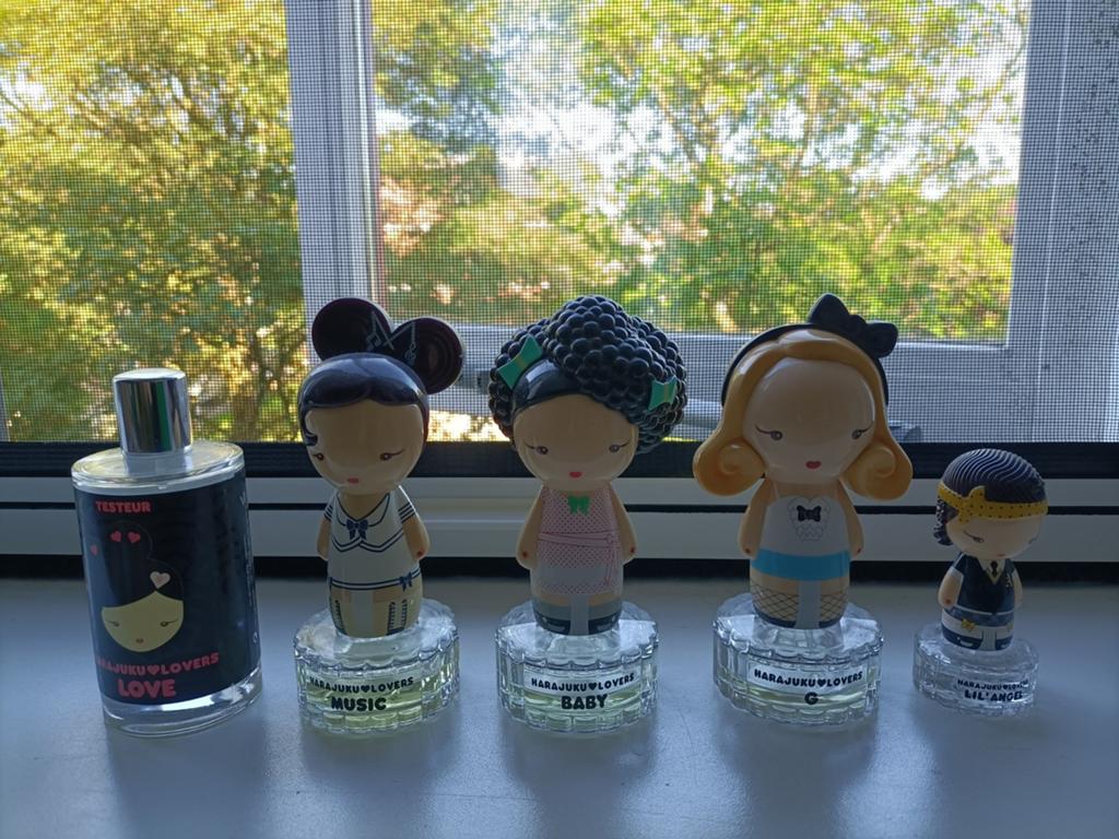 Harajuku lovers parfum flesjes, Ophalen of Verzenden, Zo goed als nieuw, Parfumfles