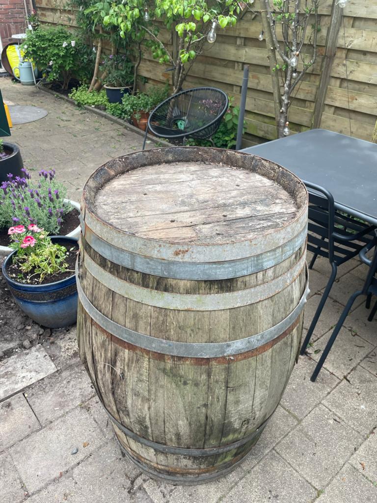 Wijnvat / Regenton omgebouwd tot statafel, Ophalen, Gebruikt, Hout