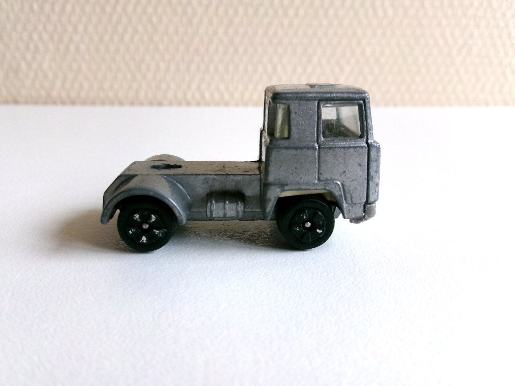 Scania 141 Truck grijs PlayArt (geen ovp, geen trailer), Ophalen of Verzenden, Gebruikt, Bus of Vrachtwagen