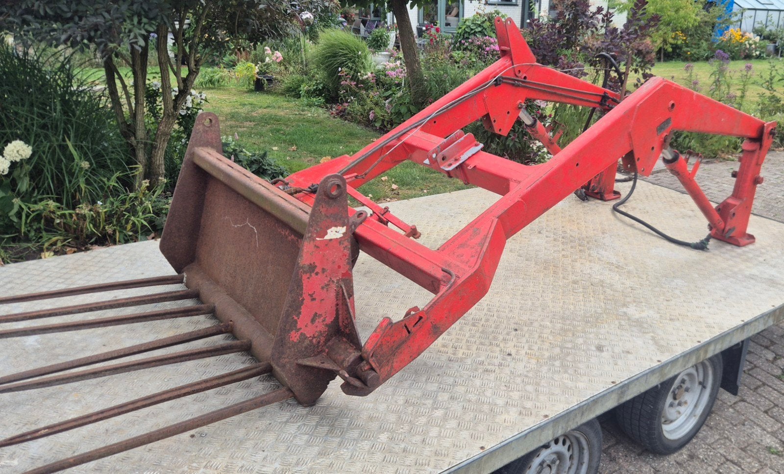 Massey Ferguson voorlader, Ophalen, Gebruikt