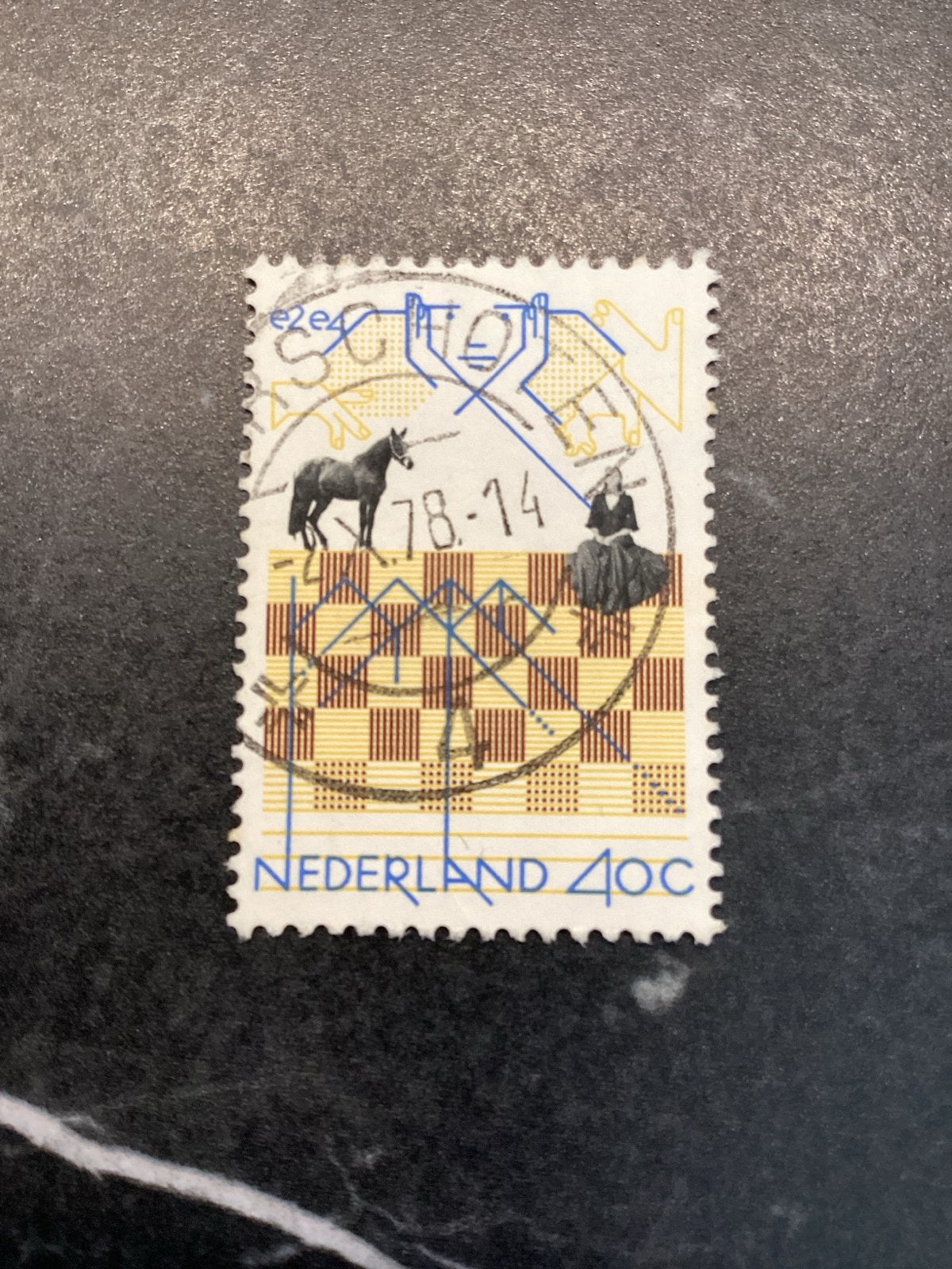 Nederland 40c postzegel - Schaakstukken en ruiter, Ophalen of Verzenden, Na 1940, Gestempeld
