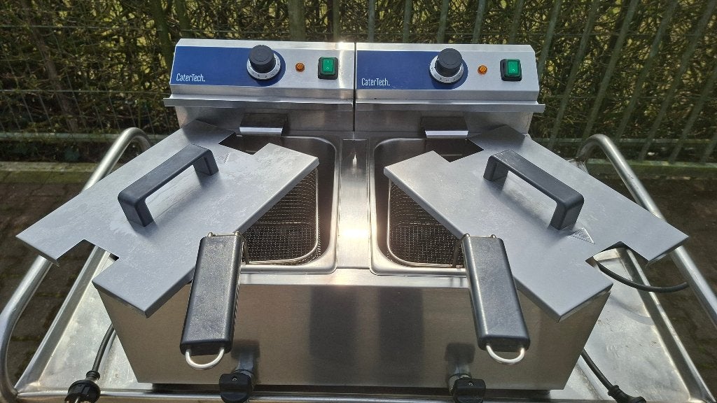 Catertech Electrische dubbele Frituurpan 2x 8L Met Tapkraan., Ophalen, 4 liter of meer, ,, Zo goed als nieuw