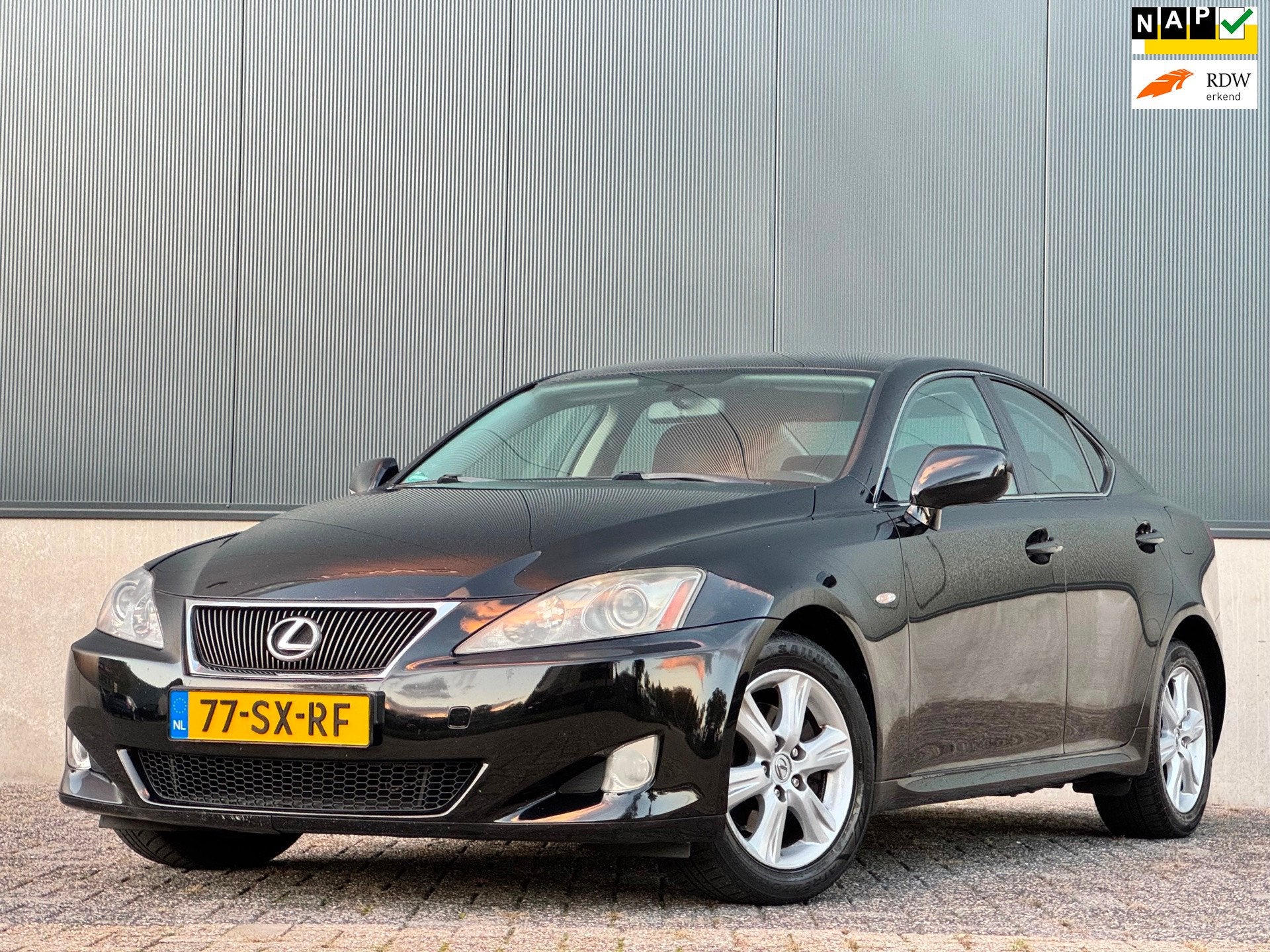 Lexus IS 250 Business|AUT|PSENSOR|AIRCO|RIJD SUPER LEKKER, Auto's, Achterwielaandrijving, Gebruikt, 1535 kg, Zwart