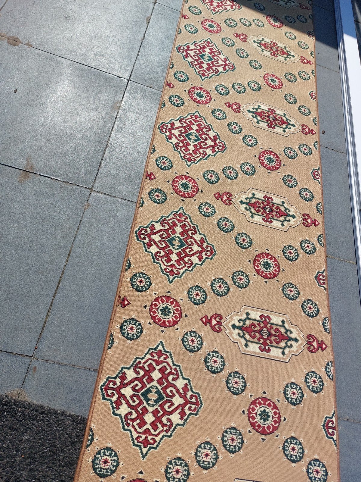 Lange tapijtloper met traditioneel patroon 2 m bij 60 cm, Huis en Inrichting, Stoffering | Tapijten en Kleden, Minder dan 50 cm