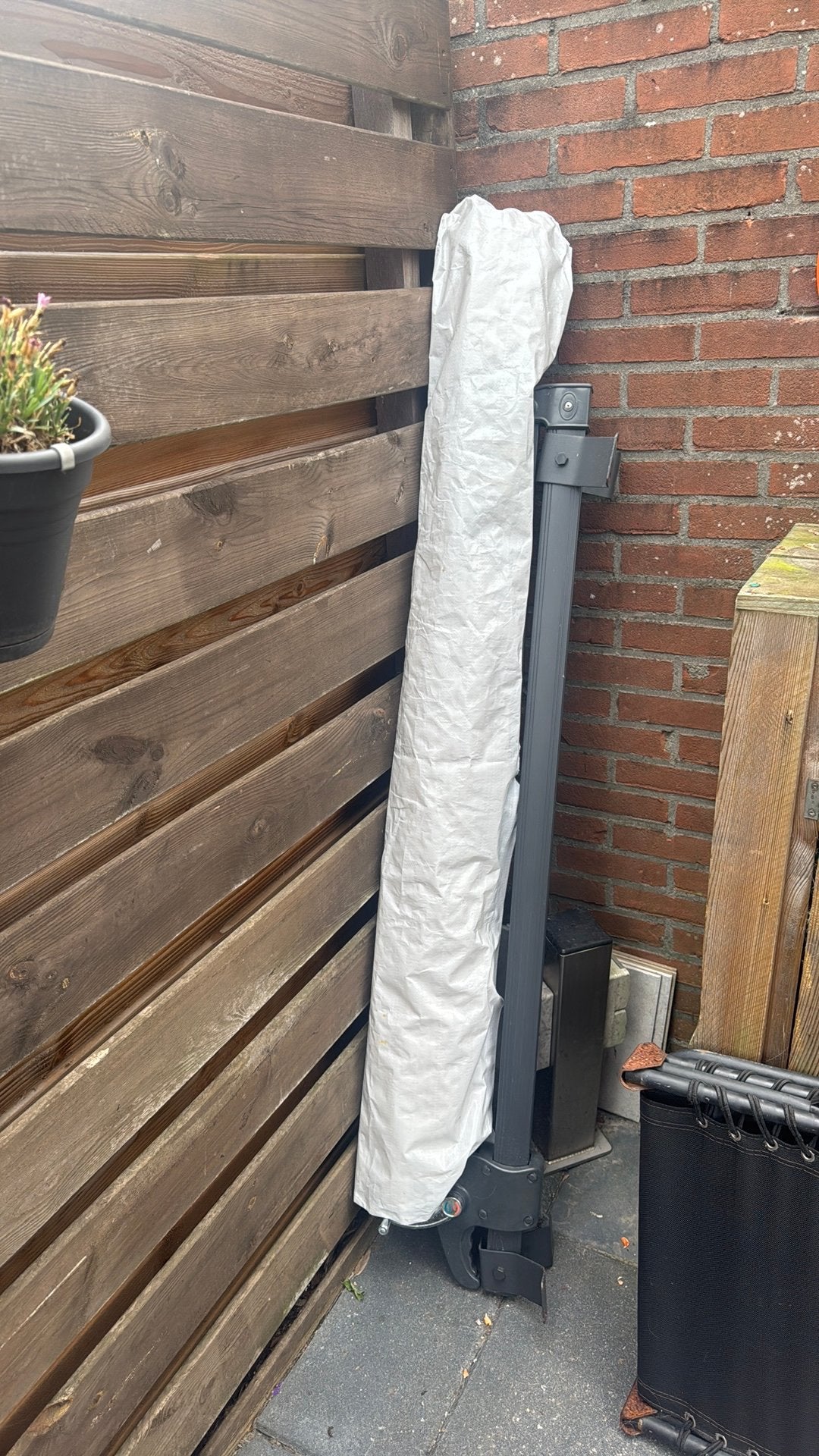 Nieuwe muurparasol crème kleur, Tuin en Terras, Droogmolens en Wasrekken, Ophalen, Zo goed als nieuw, Wasrek