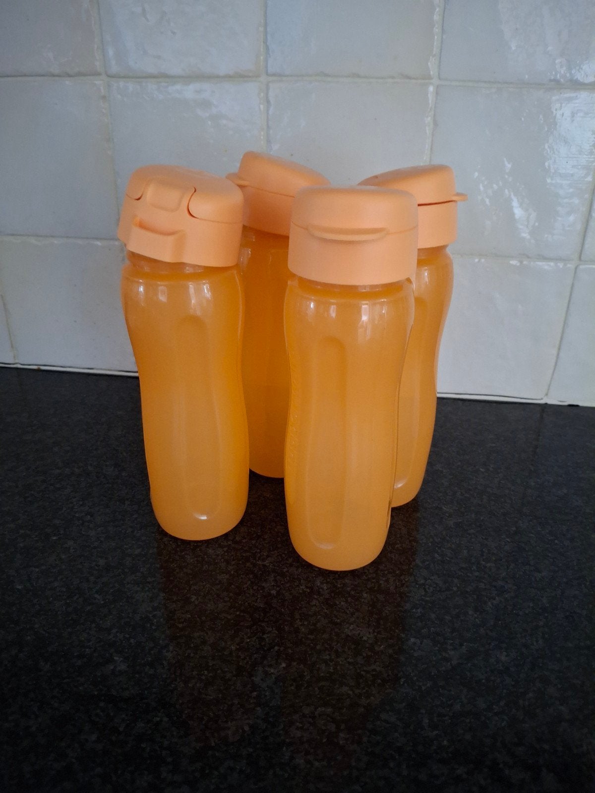 4 Tupperware drinkflessen 500ml - Zo goed als nieuw, 500 ml, Oranje, Ophalen of Verzenden, Zo goed als nieuw