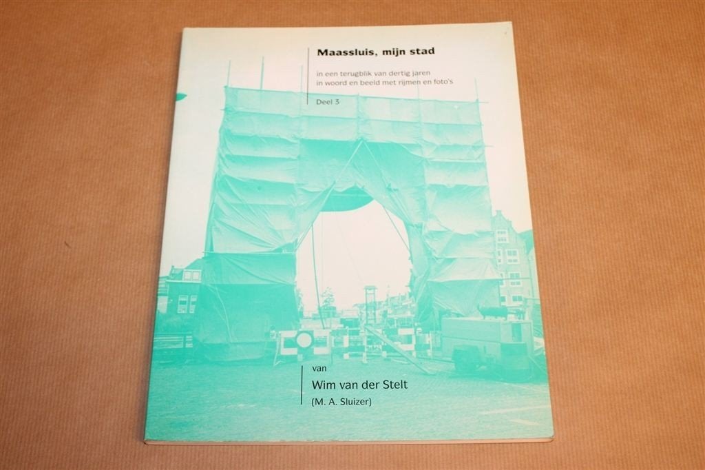 Maassluis Mijn Stad Deel 3 — Foto\'s & Rijmen, Boeken, Ophalen of Verzenden, Gelezen