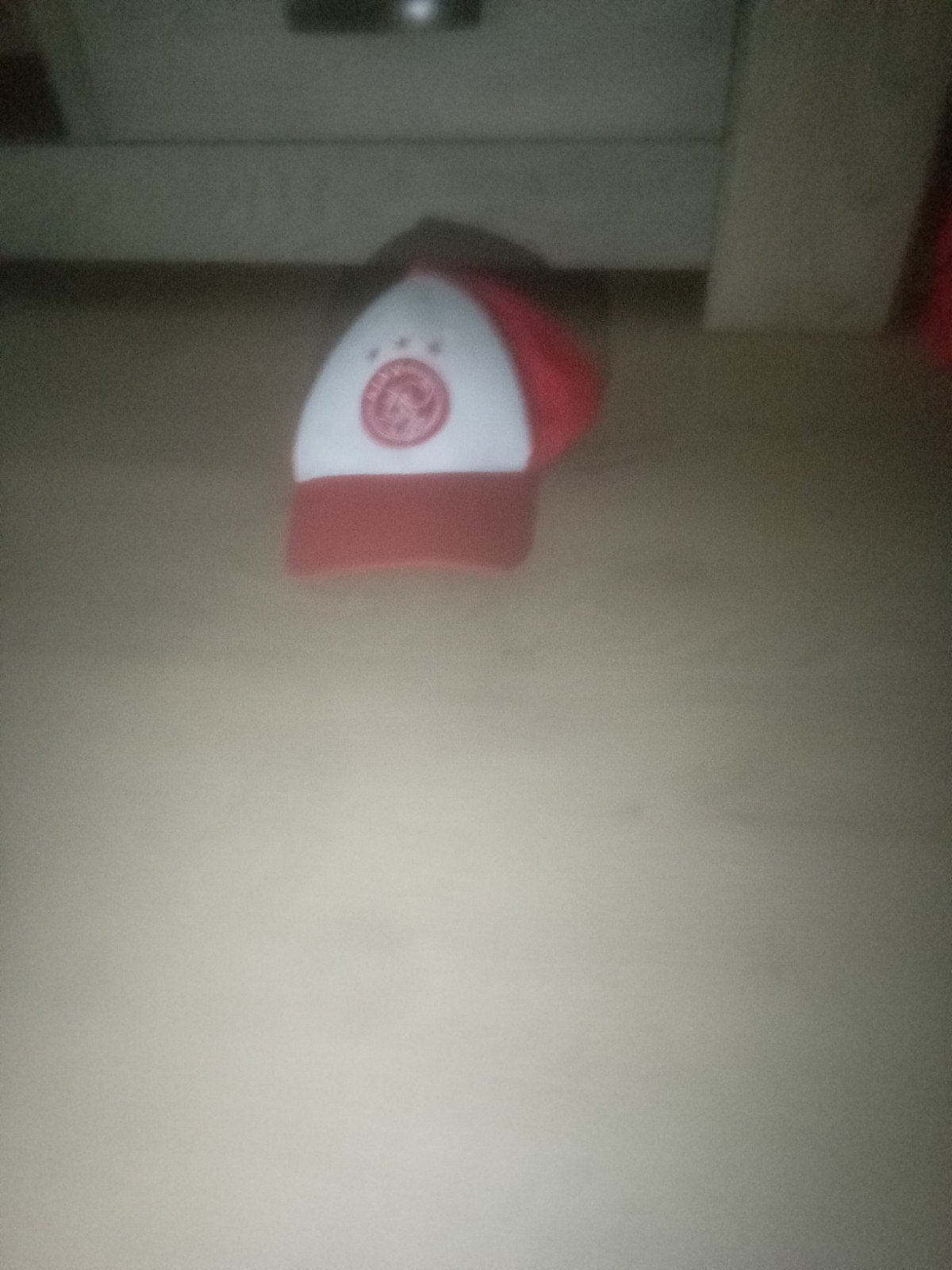 Ajax pet rood/wit, Ophalen of Verzenden, Zo goed als nieuw, One size fits all, Pet
