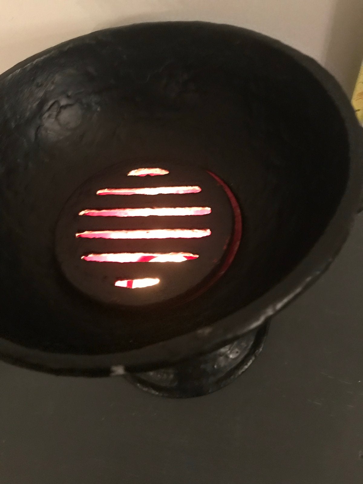 Zwarte gietijzeren rechaud waxinelichthouder/geurbrander, Ophalen, Gebruikt, Waxinelichthouder, Metaal