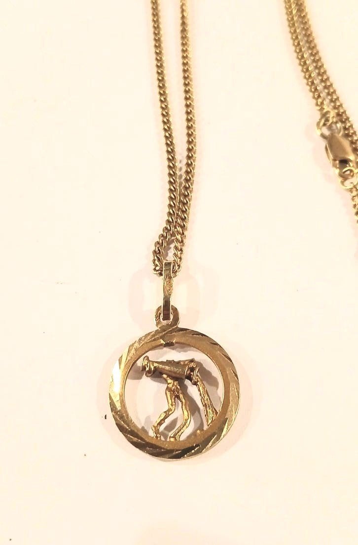 Vintage 14-karaats gouden ketting met hanger, Met hanger, Ophalen of Verzenden, Zo goed als nieuw, Goud