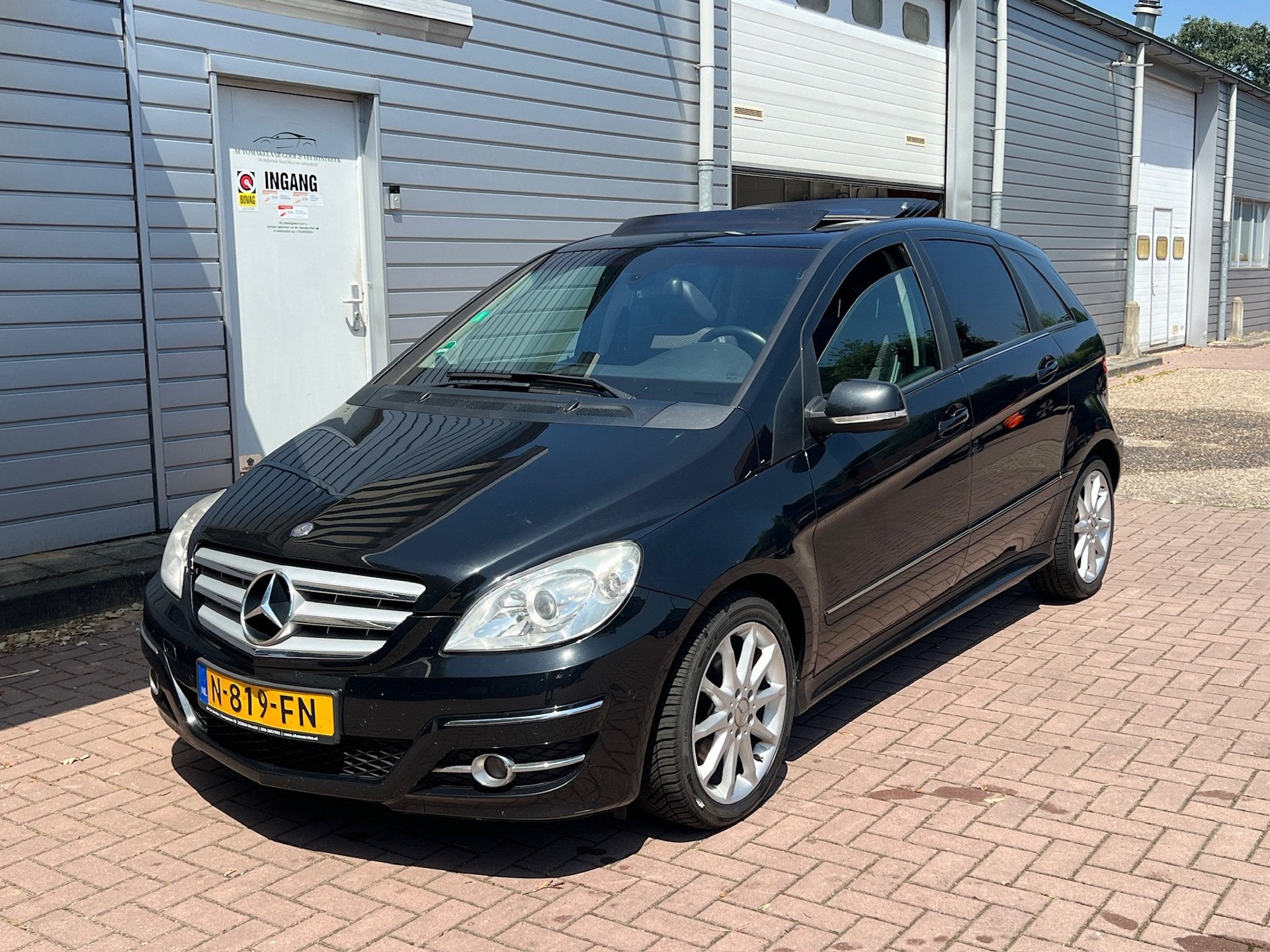 Mercedes-Benz B-klasse 200 - Export -, Auto's, 136 pk, Gebruikt, Zwart, 4 cilinders