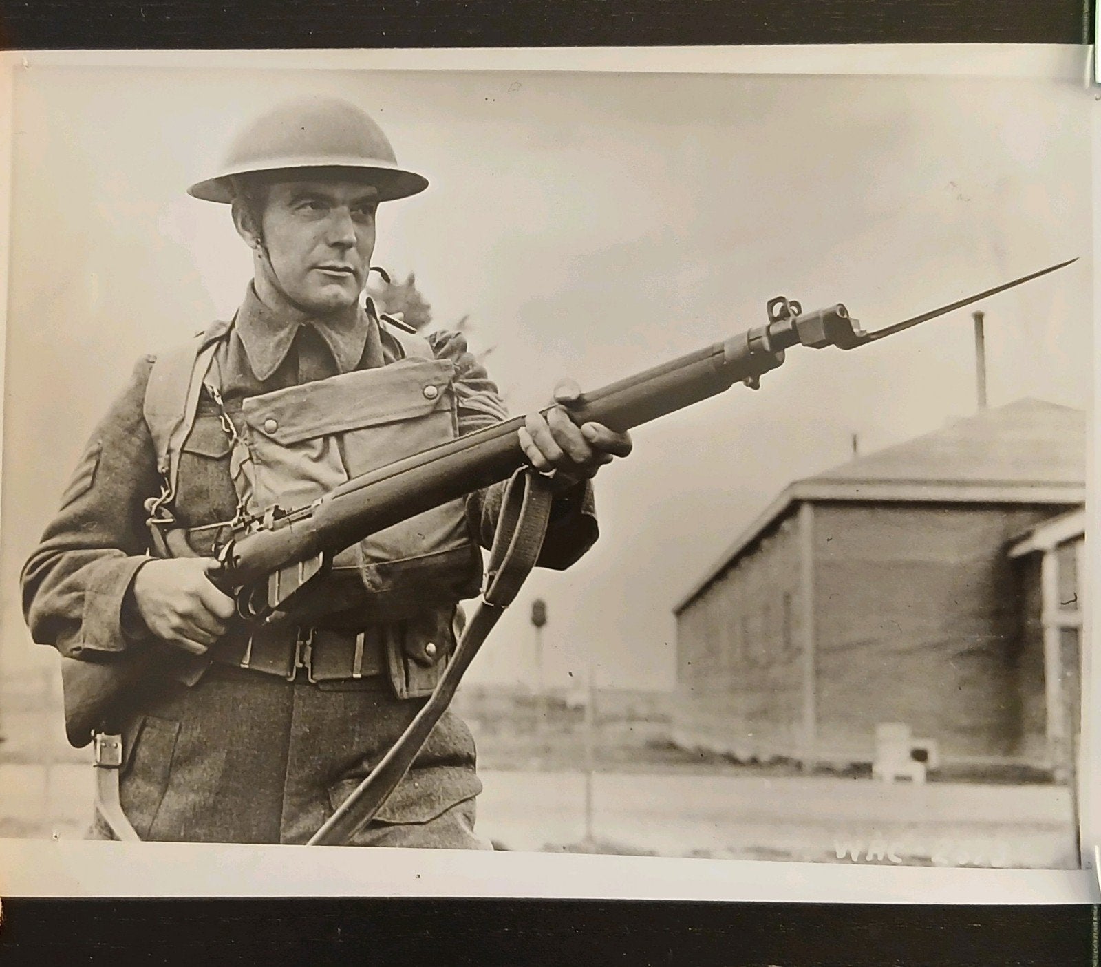 Britse Persfoto Canadese Soldaat Wo2, Ophalen of Verzenden, Engeland