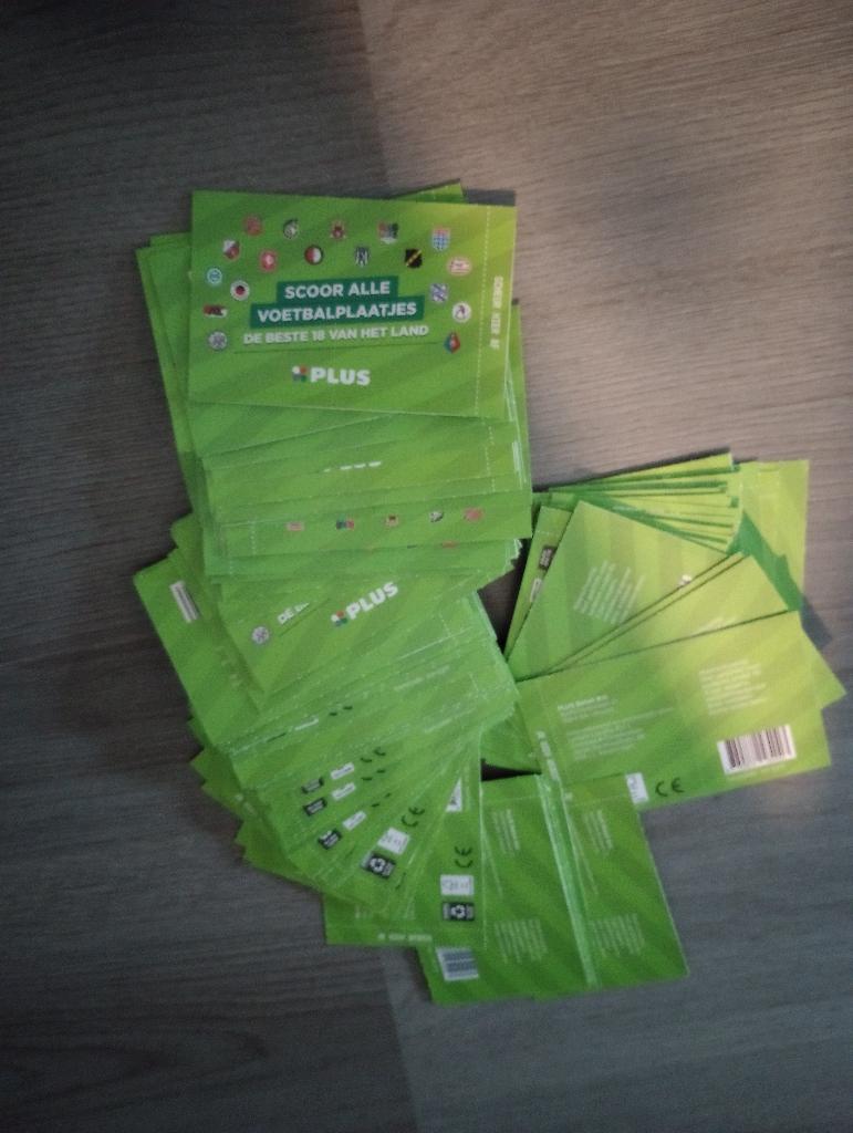 Plus supermarkt voetbal verzameling 25/26, Verzamelen, Supermarktacties, Plus, Ophalen