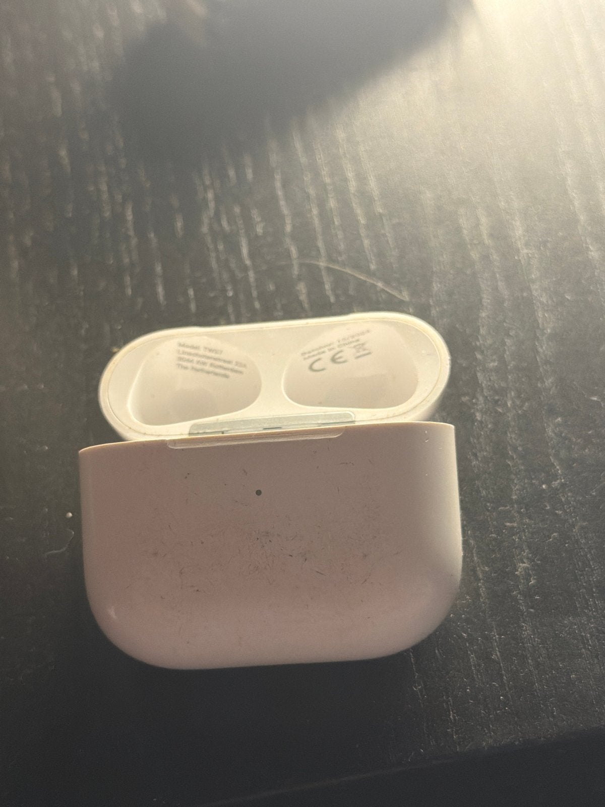 Apple AirPods Pro Oplaadcase (alleen case), In-ear, Gebruikt, Draadloos opladen, Ophalen of Verzenden