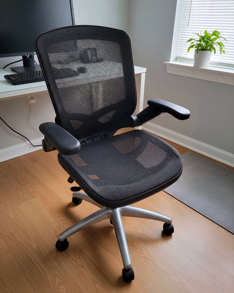 Zwarte Ergonomische Bureaustoel met Mesh Rugleuning, Ophalen, Gebruikt, Zwart, Bureaustoel