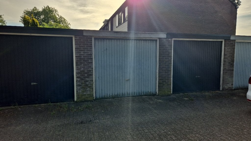TE KOOP – Garagebox / Berging in Emmen, Auto diversen, Autostallingen en Garages
