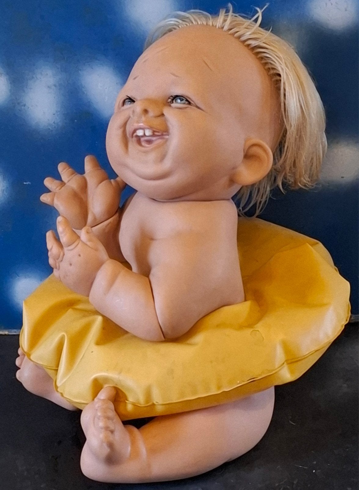 Pop. Baby met zwemband. 31 cm. Ca '40/'60. RARE., Verzamelen, Poppen, Ophalen, Zo goed als nieuw, Pop
