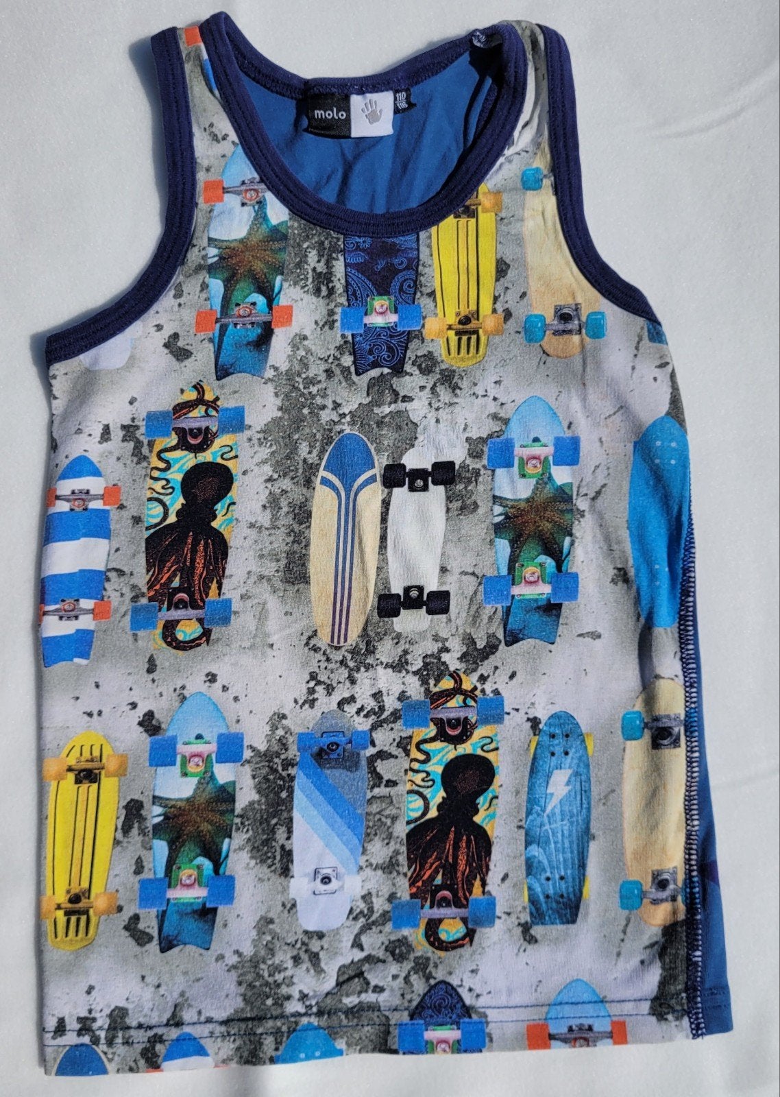 Molo wild singlet 110/116 met skateboards en sterren, Molo, Ophalen of Verzenden, Jongen, Overige typen