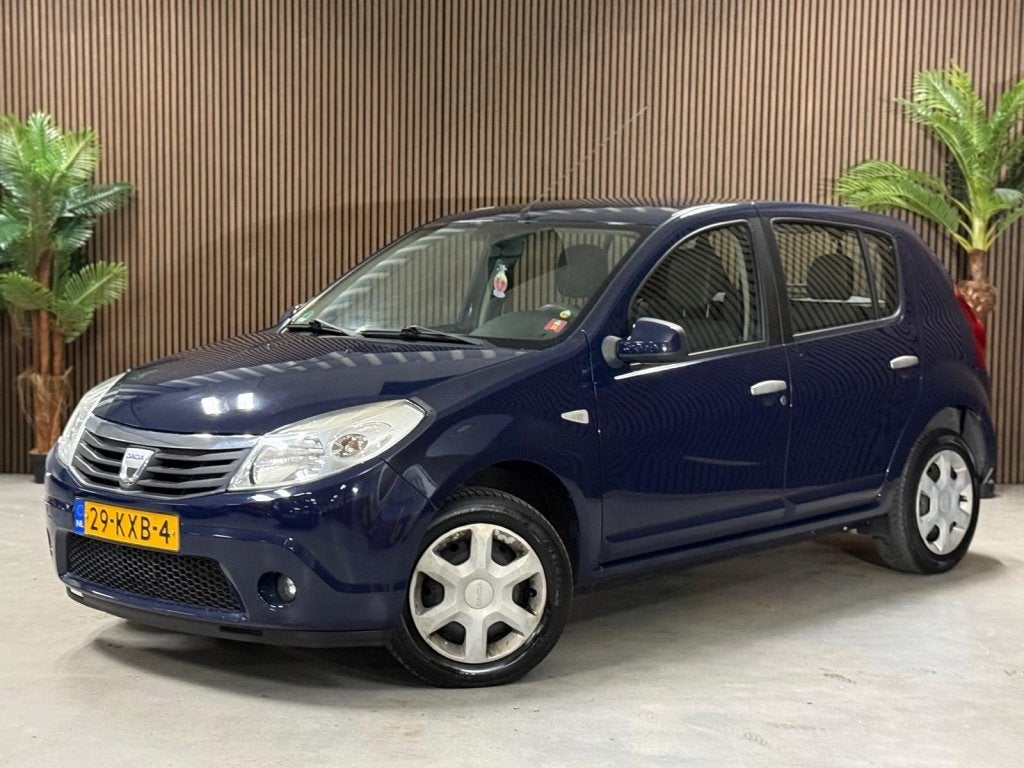 Dacia Sandero 1.2 Lauréate (bj 2010), Auto's, Dacia, Bedrijf, Te koop, Sandero, ABS, Airbags, Airconditioning, Alarm, Boordcomputer