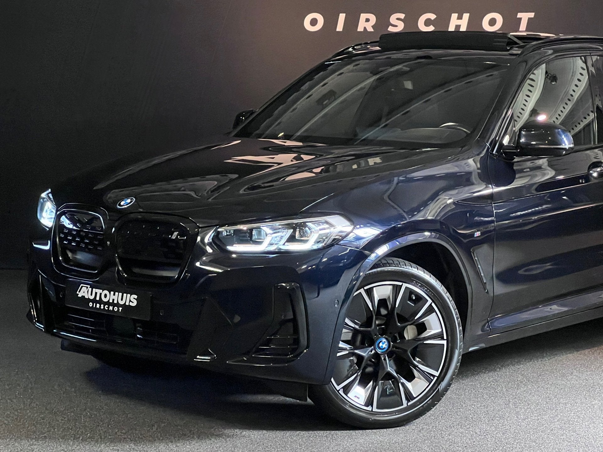 BMW IX3 High Executive 80 kWh Edition M Pano/ H&K/ Memory M, Automaat, Achterwielaandrijving, Gebruikt, 80 kWh