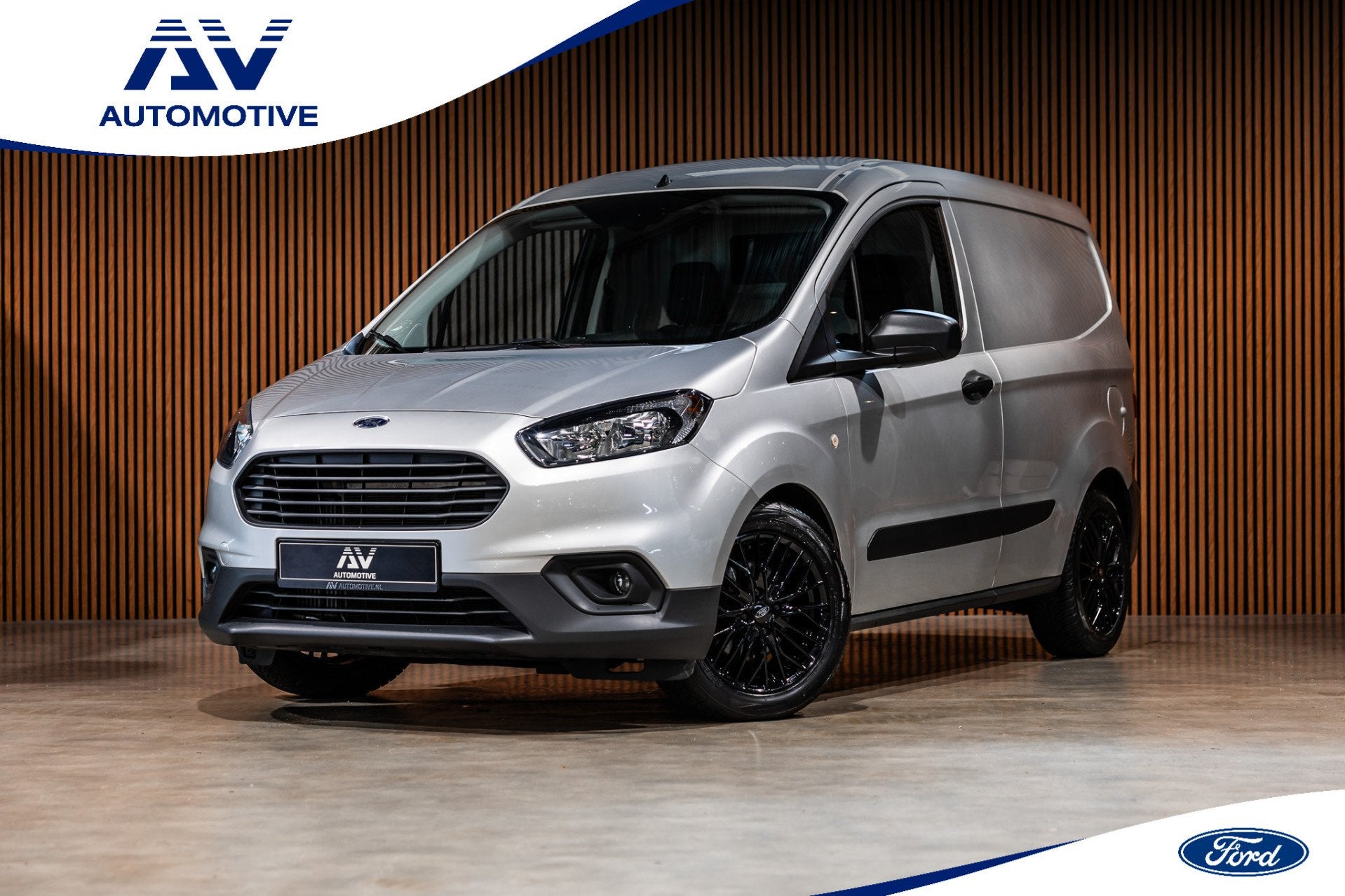 Ford Transit Courier 1.0 100 PK | Benzine | Navigatie | CarP, Auto's, Voorwielaandrijving, Dealer onderhouden, Gebruikt, Bedrijf