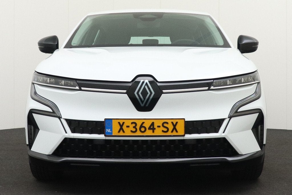Renault Mégane E-Tech EV40 Boost Charge Equilibre 22KW Lade, Auto's, Renault, Stof, Gebruikt, Zwart, 135 min
