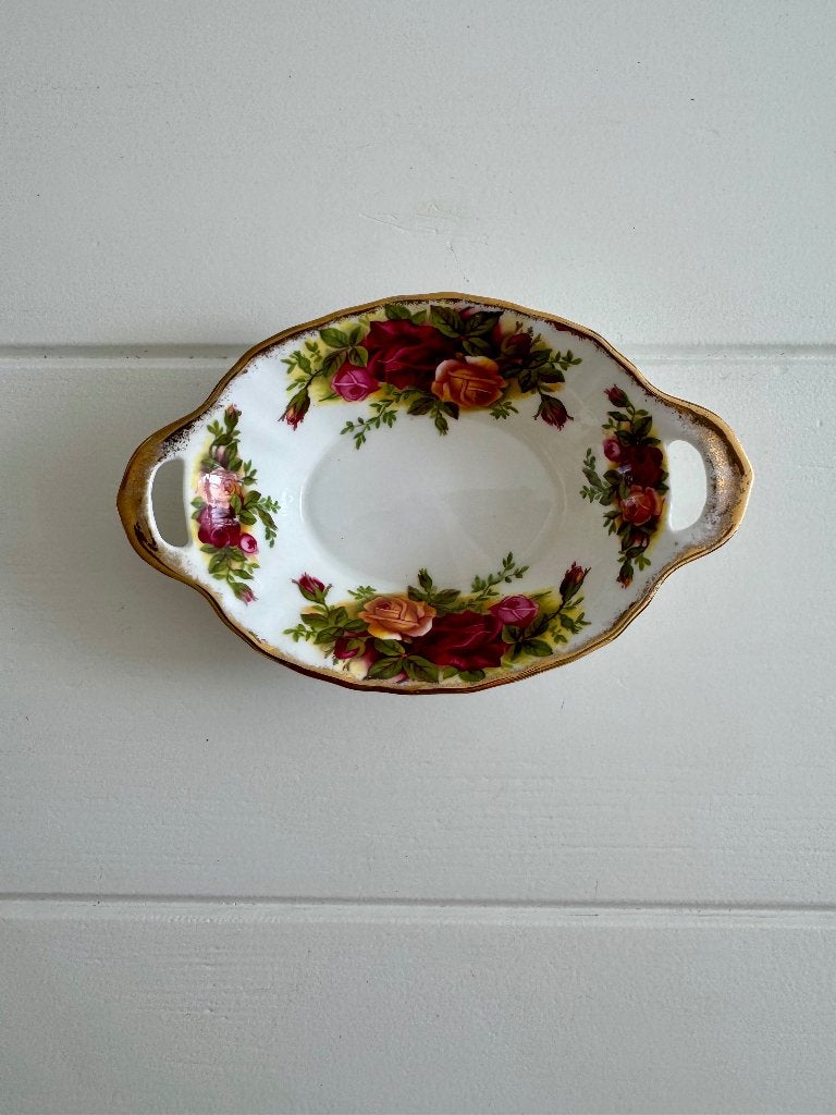 Royal Albert Old Country Rose bonbon schaaltje, Ophalen of Verzenden, Zo goed als nieuw, Porselein, Bord of Schaal