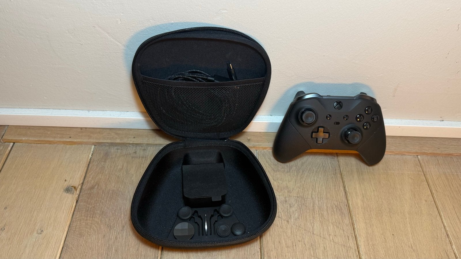 Xbox Elite Controller Series 2 for Xbox Series S/X, Ophalen of Verzenden, Zo goed als nieuw, Controller, Xbox Series X