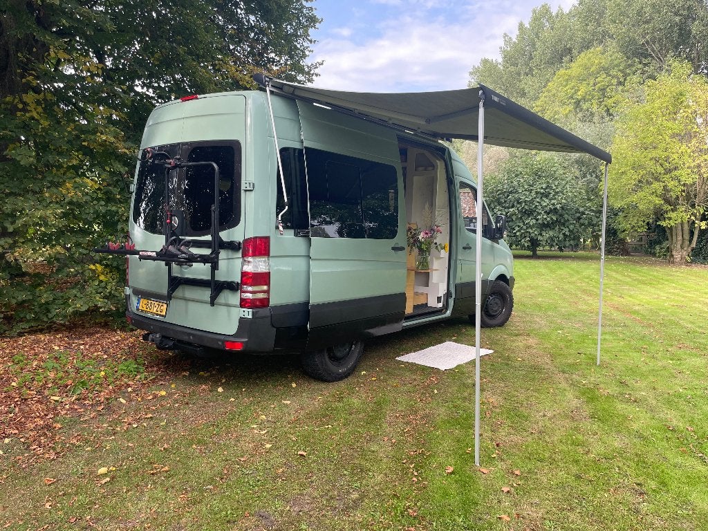 Mercedes Sprinter off-grid camper, Automaat, Buscamper of Camperbus, Bestuurdersdeur, Diesel
