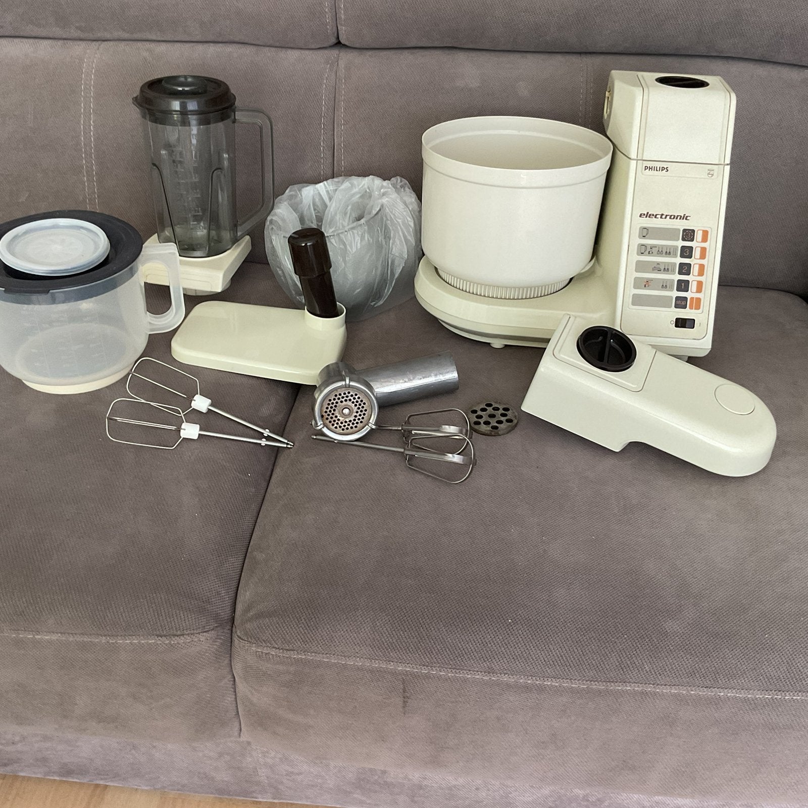 Complete kitchen, 4 liter of meer, Ophalen, Zo goed als nieuw, 3 snelheden of meer