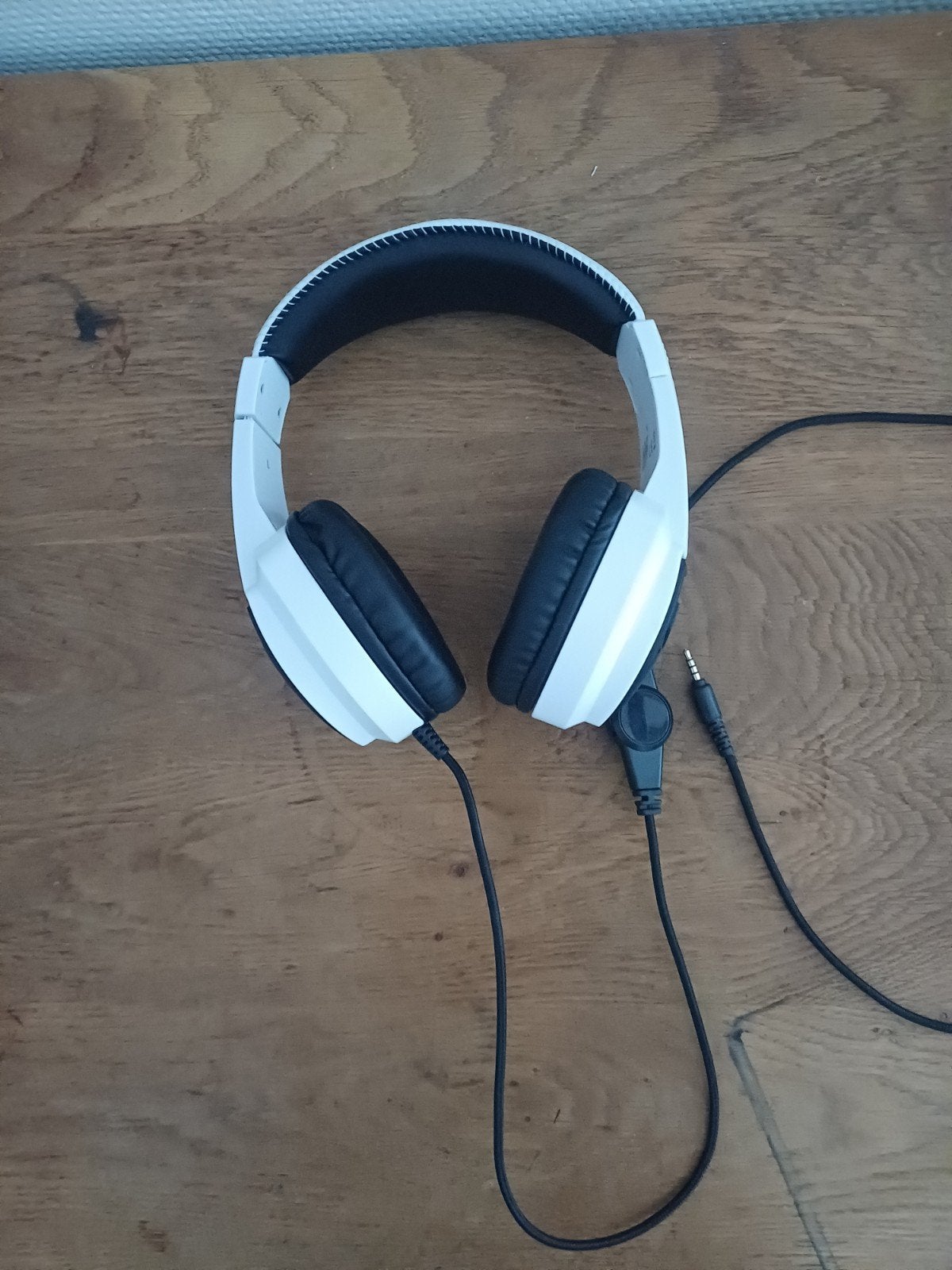Battletron Gaming Headset - Wit, Bedraad, Overige merken, Verstelbaar, Ophalen of Verzenden, Zo goed als nieuw