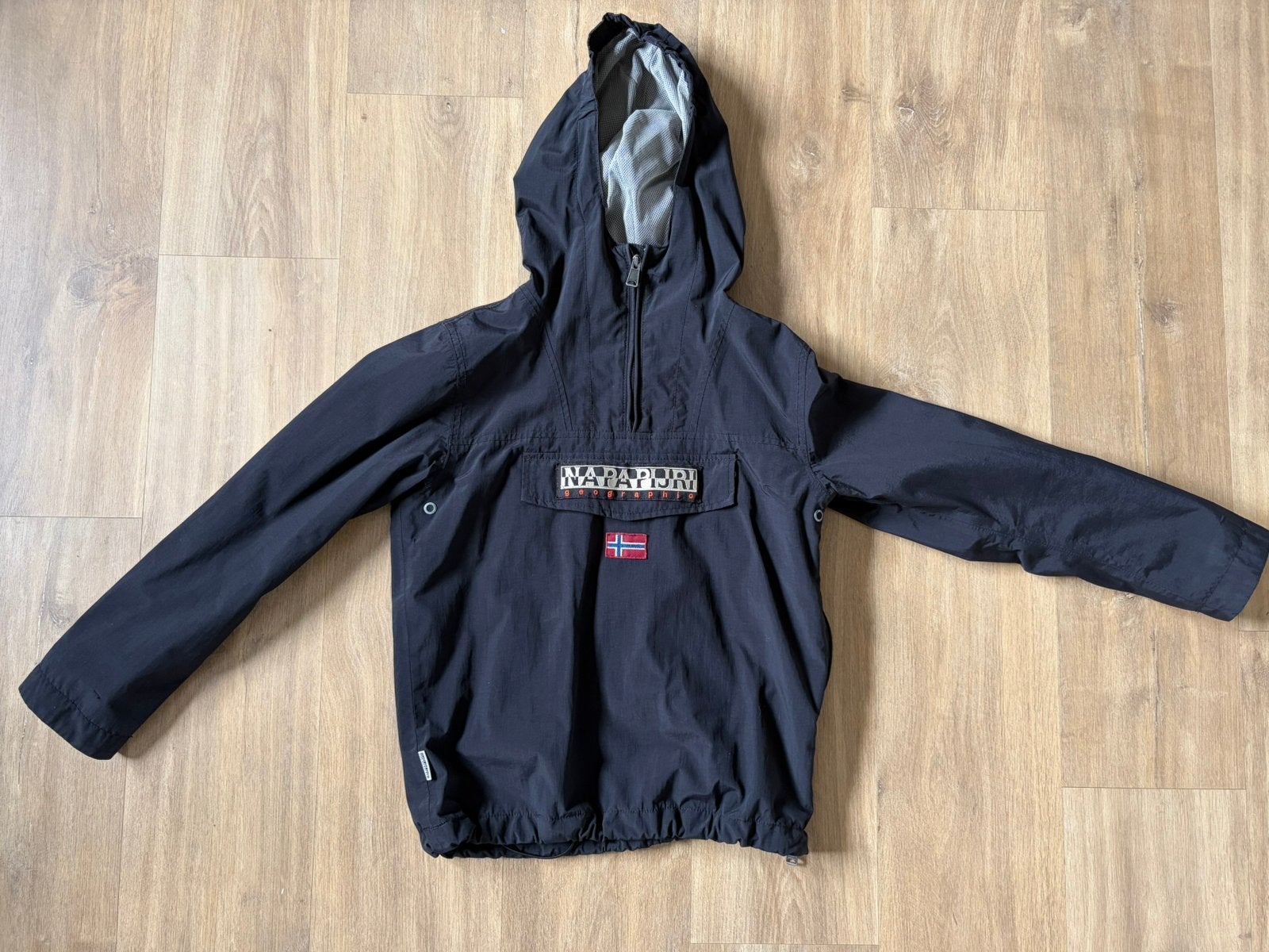 Napapijri regenjas anorak 152/158, Ophalen, Zo goed als nieuw, Jongen of Meisje, Jas