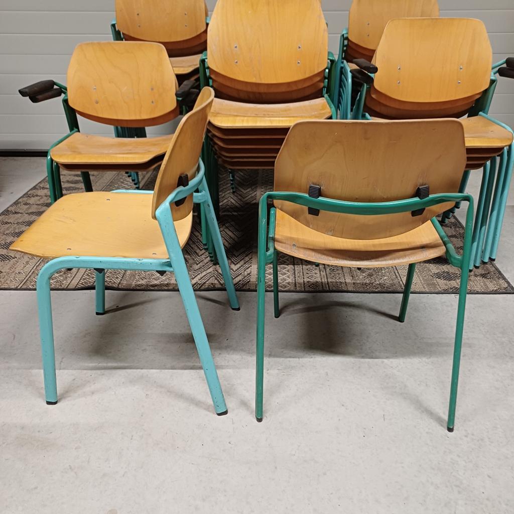 36 x vintage design schoolstoelen partij CAR Katwijk stoelen, Huis en Inrichting, Stoelen, Ophalen, Gebruikt, Bruin, Vijf, Zes of meer stoelen