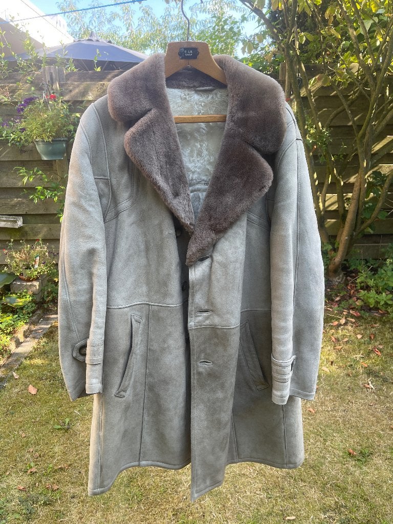 Grijze suede jas met bontkraag XL, Ophalen of Verzenden, Zo goed als nieuw, Maat 56/58 (XL), Grijs