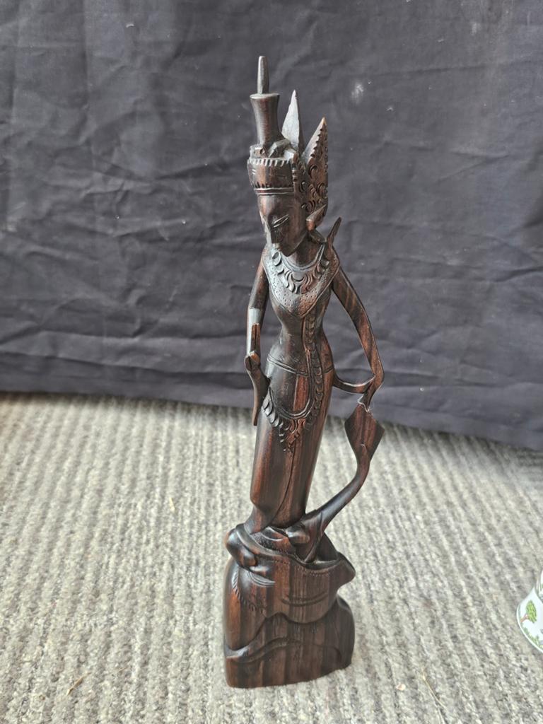 Handgesneden houten Balinese danseres sculptuur, Antiek en Kunst, Minder dan 20 cm, Ophalen of Verzenden, Handgemaakt, Beeld