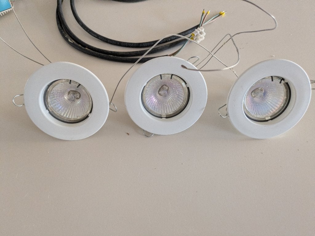 LED spotjes (3x halogeen, 1x LED), Ophalen, Overige materialen, Gebruikt, Led