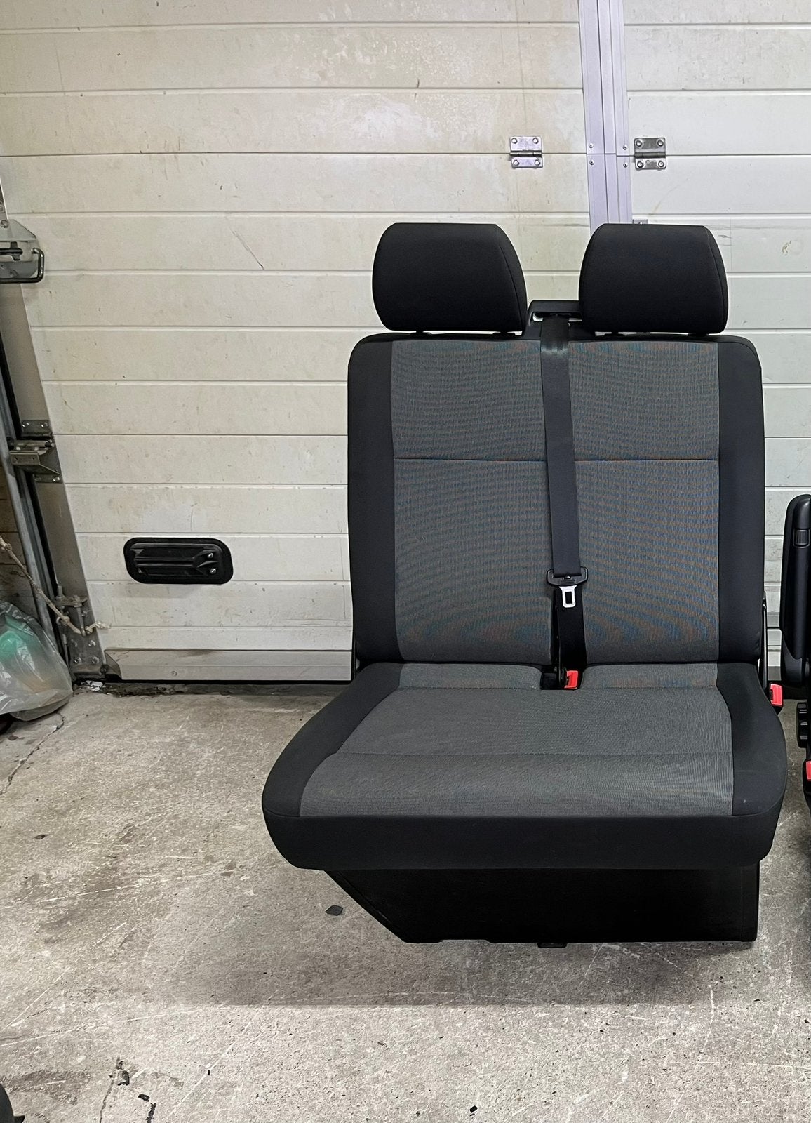 Volkswagen Transporter T5/T6 banken SIMORA DOUBLE GRID TASAM, Auto-onderdelen, Interieur en Bekleding, Ophalen, Volkswagen
