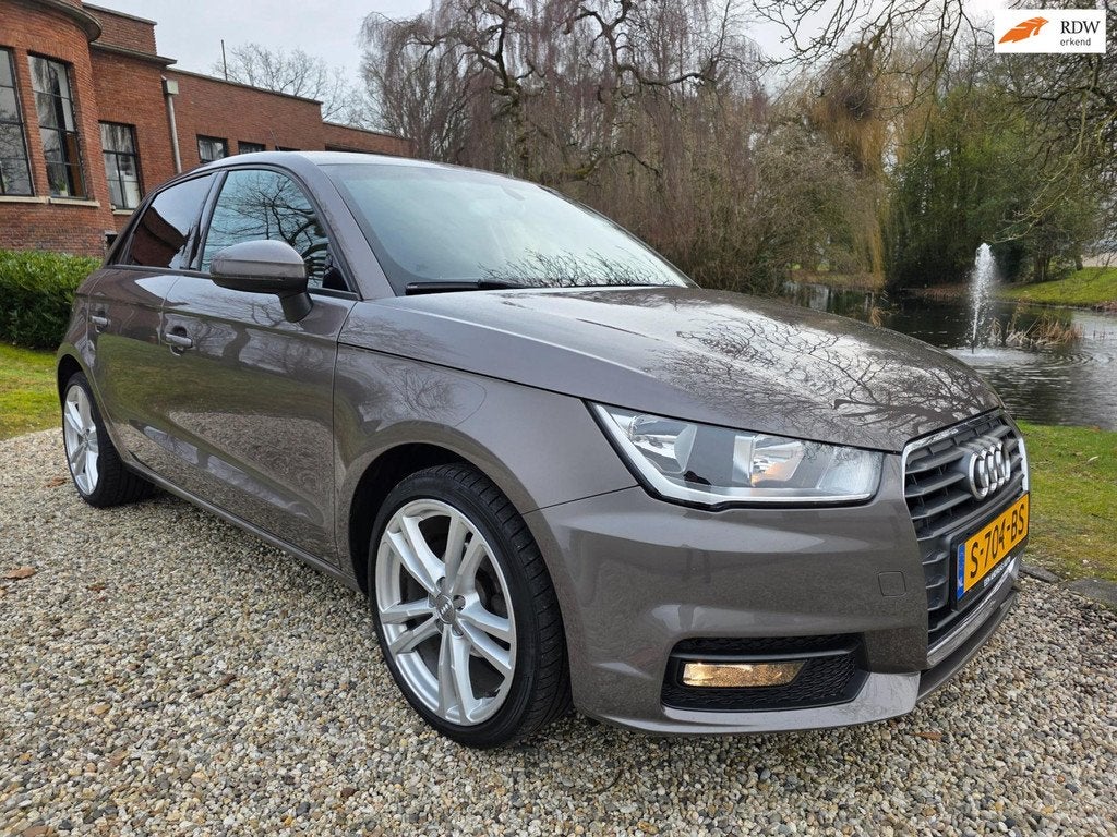 Audi A1 Sportback 1.0 TFSI 5-deurs AIRCO/cruise/STOELVERW, Auto's, Voorwielaandrijving, Euro 6, Bruin, Geïmporteerd