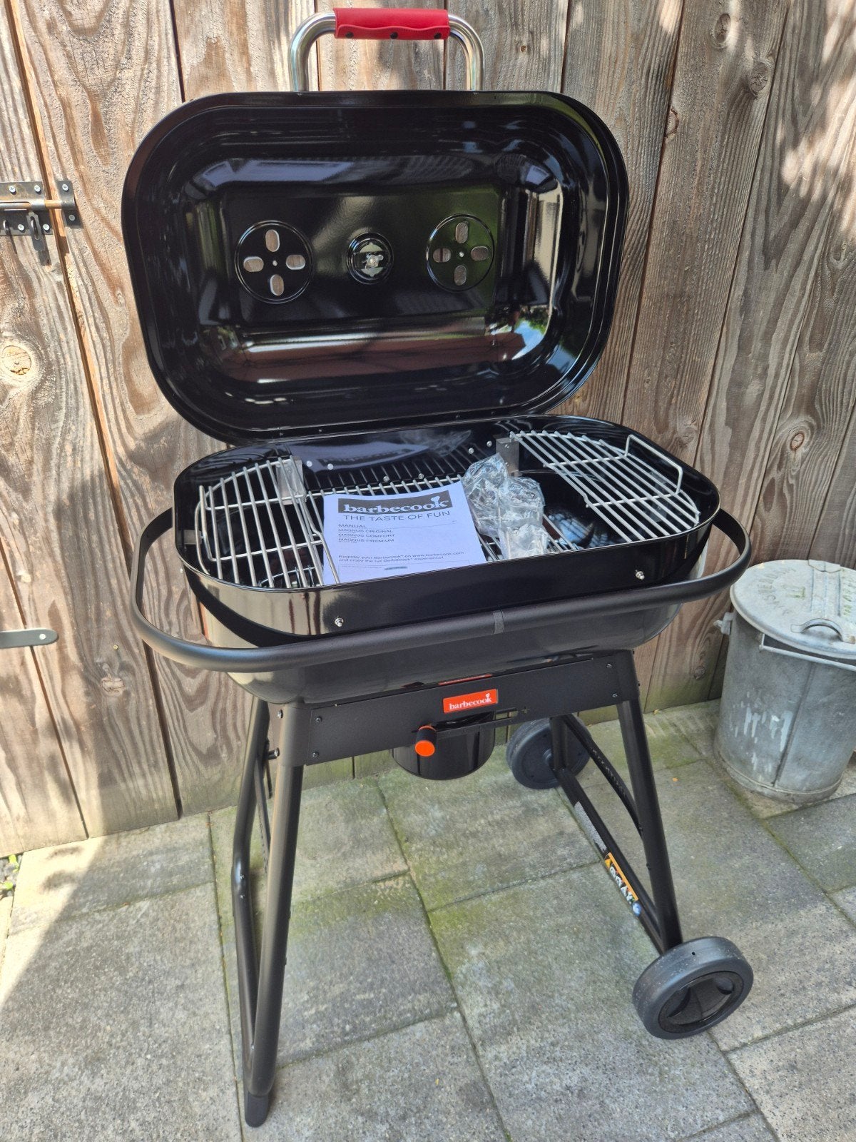T. E. A. B. Barbecook MAGNUS - Splinternieuw, Tuin en Terras, Ophalen, Nieuw, Barbecook