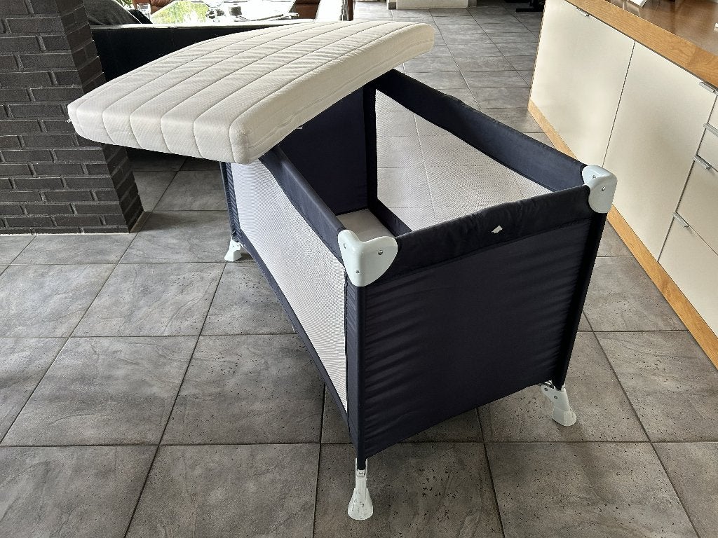 Safety First campingbedje met toebehoren, Kinderen en Baby's, Ophalen, Gebruikt, Minder dan 140 cm, Matras