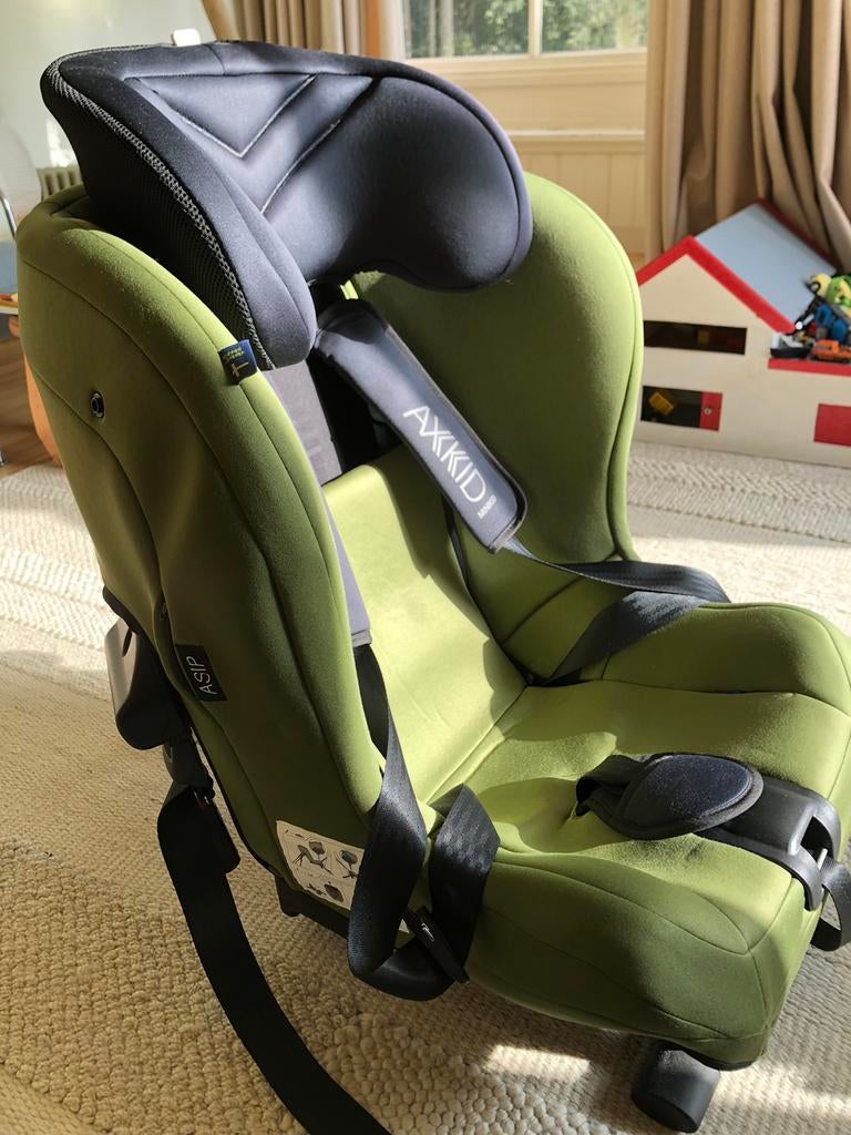 Te koop: axkid minikid 2, Kinderen en Baby's, Autostoeltjes, Autogordel, 15 t/m 36 kg, Zo goed als nieuw, Ophalen